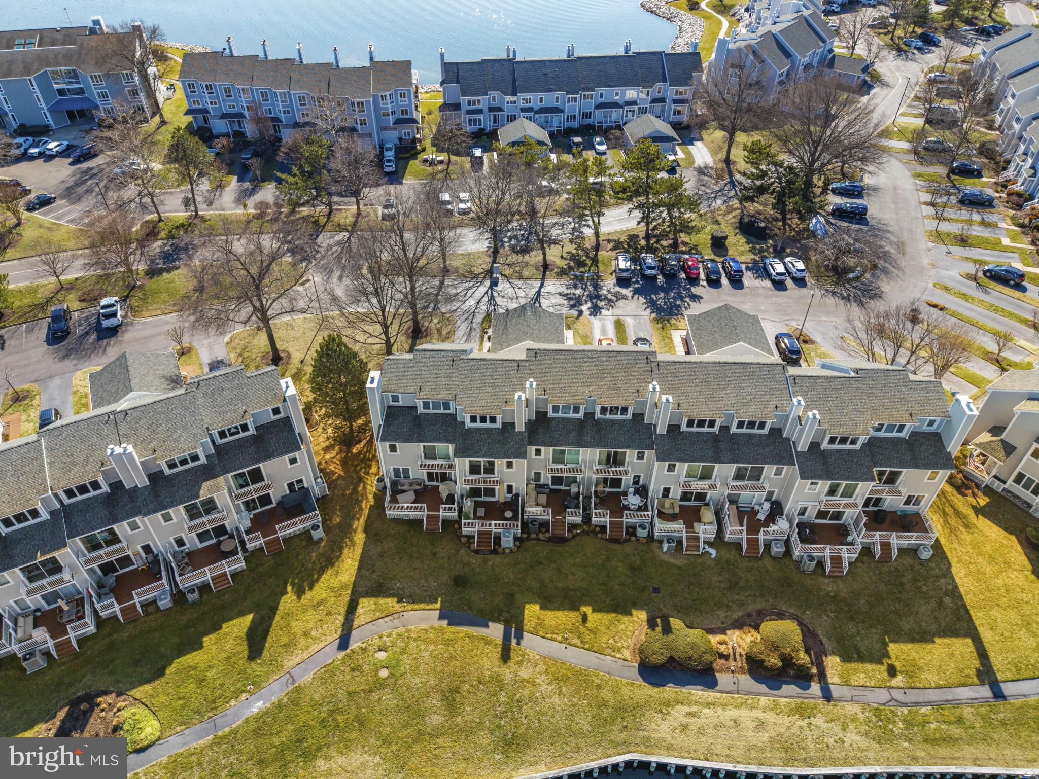 902 OYSTER COVE DRIVE