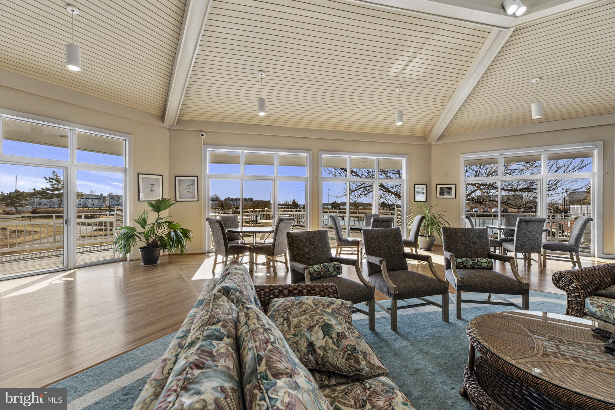 902 OYSTER COVE DRIVE