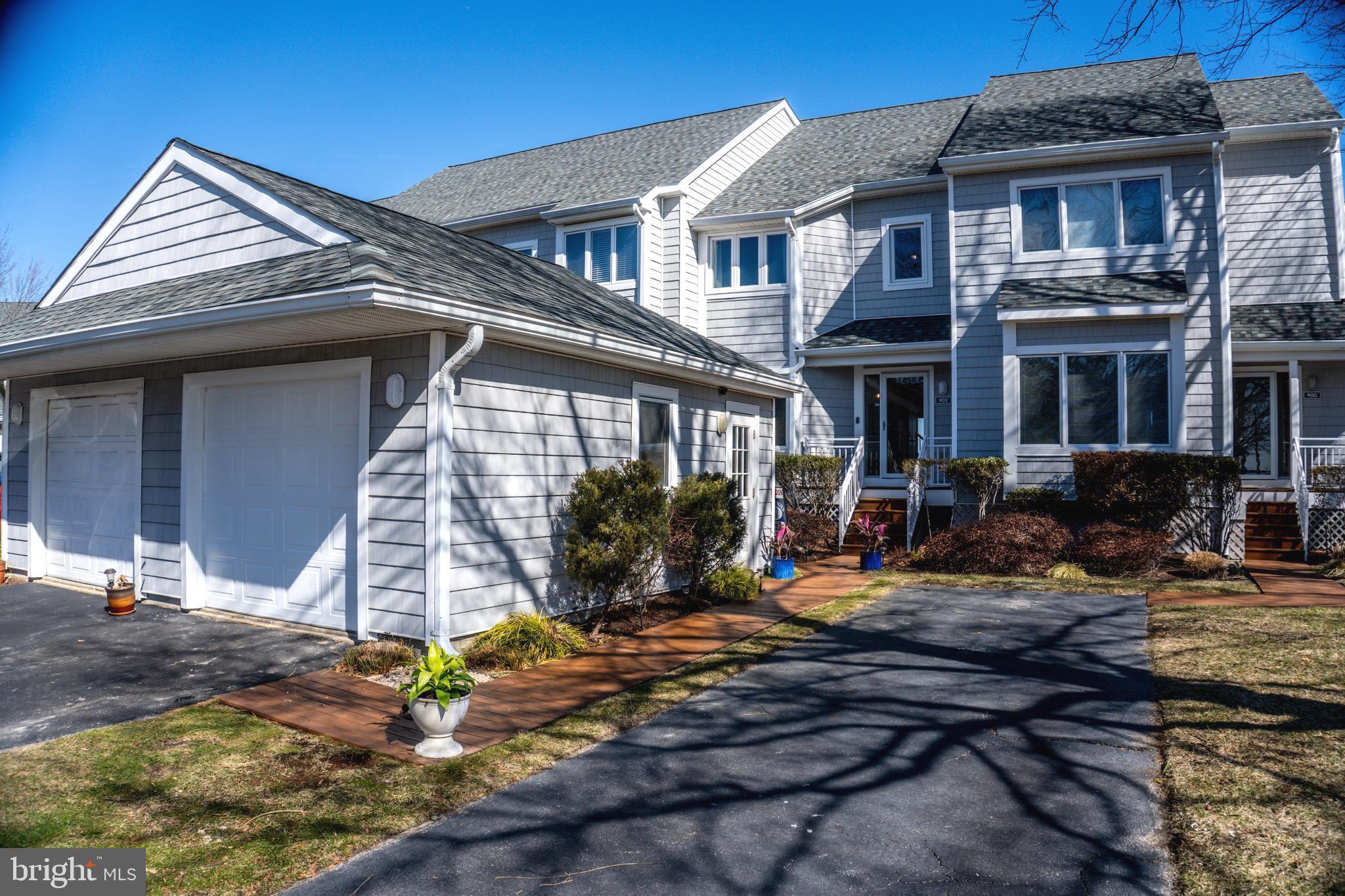 902 OYSTER COVE DRIVE