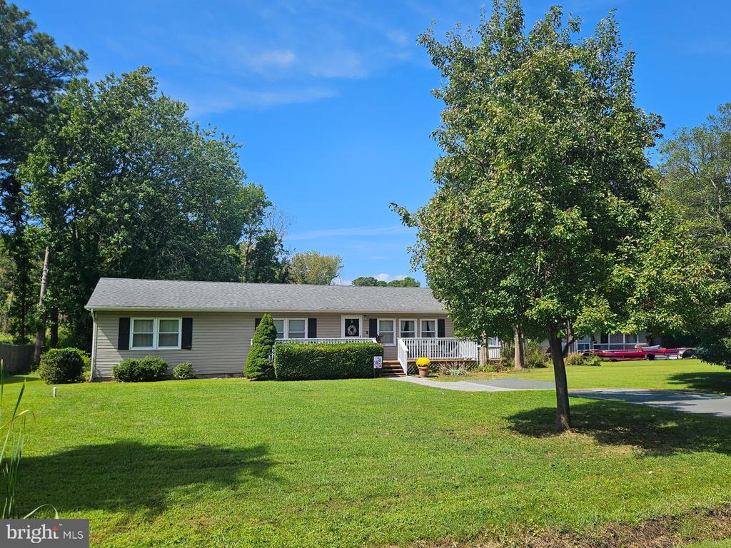 220 PENNICK DRIVE