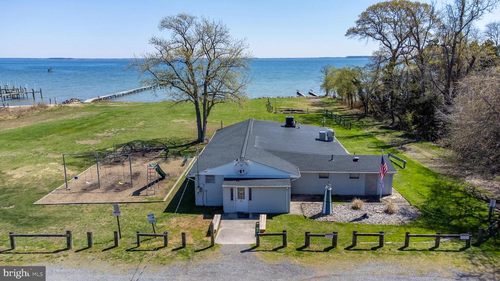 220 PENNICK DRIVE