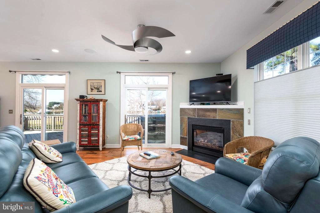 2613 CECIL DRIVE