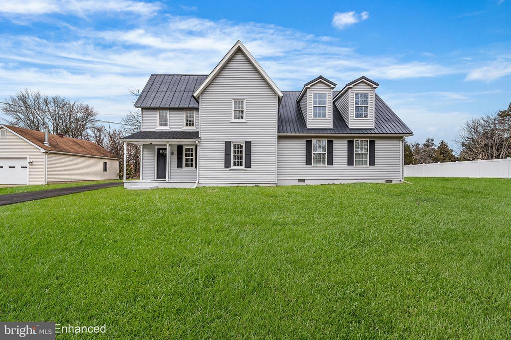 115 CEMETERY LANE