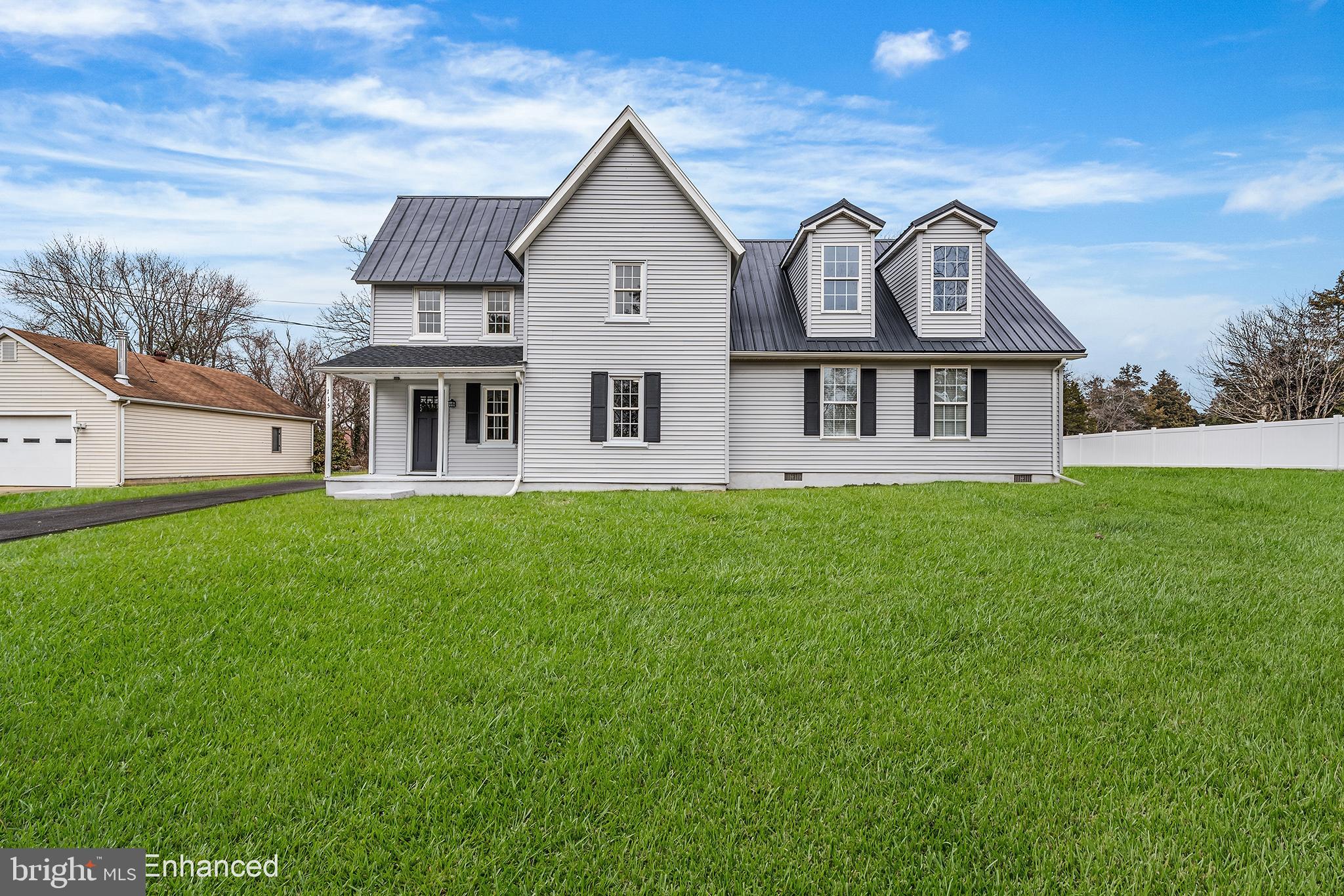 115 CEMETERY LANE