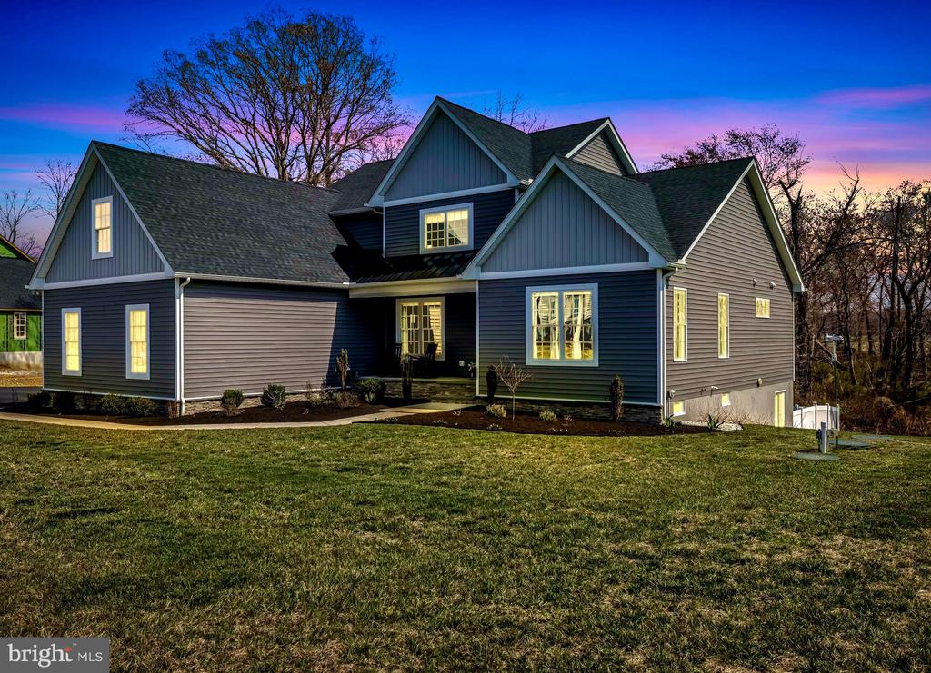115 THICKET COURT