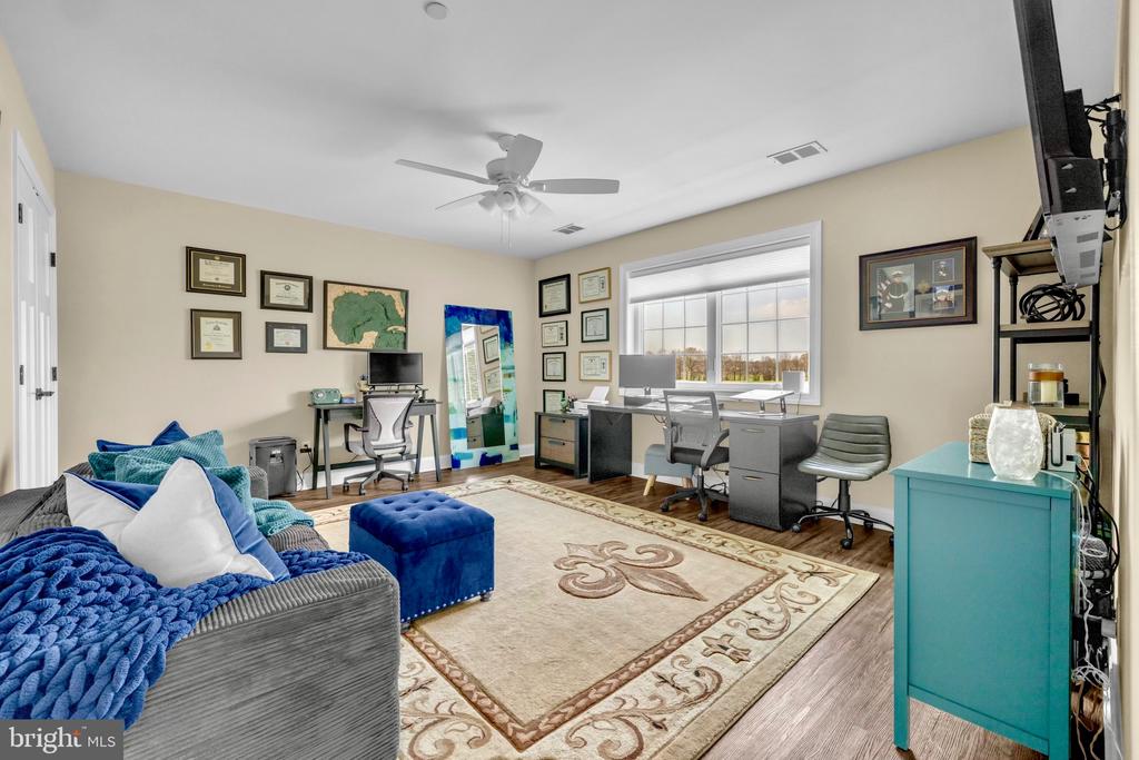 115 THICKET COURT