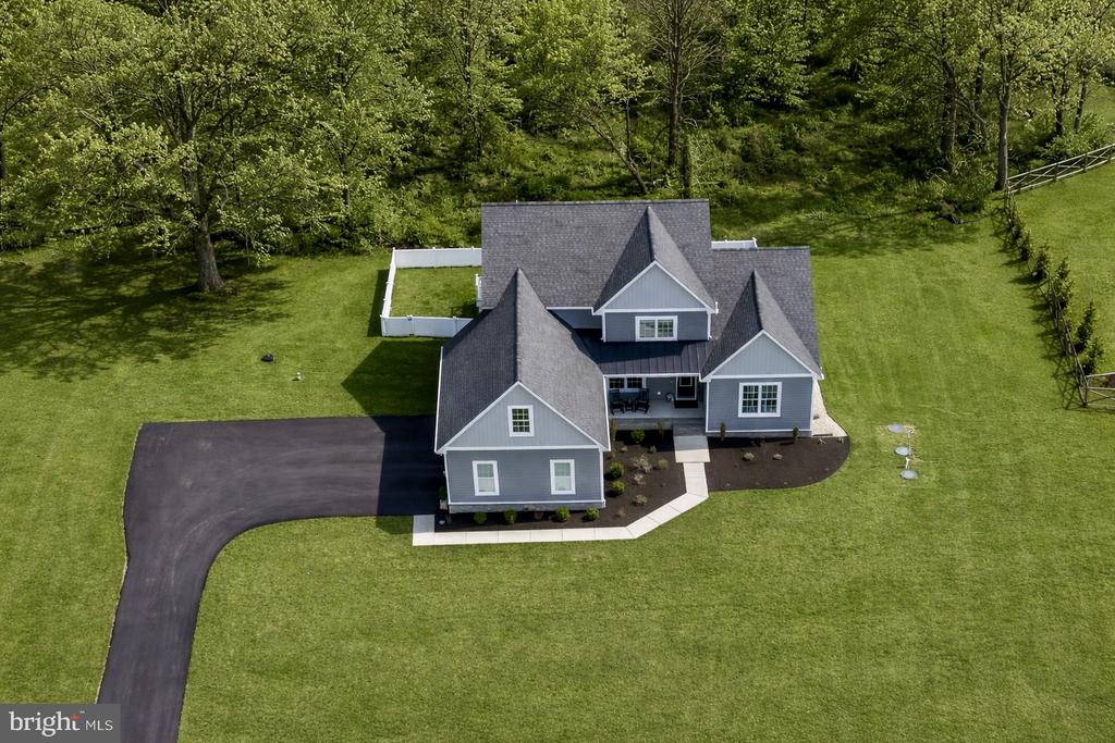 115 THICKET COURT