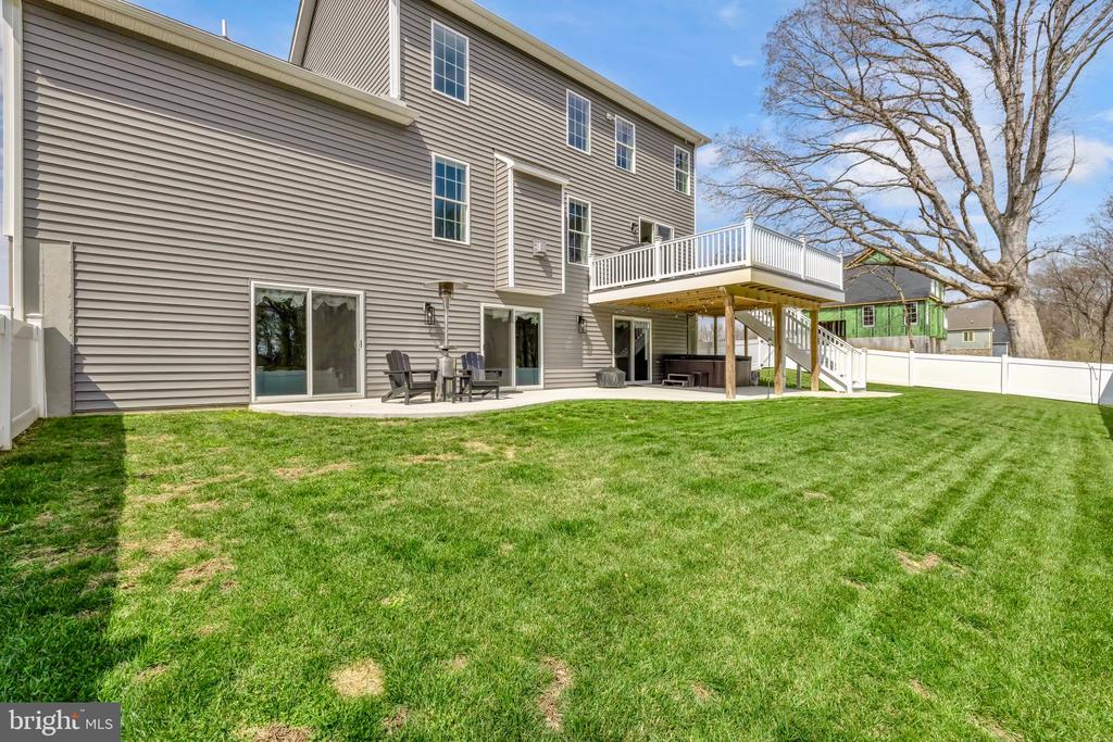 115 THICKET COURT