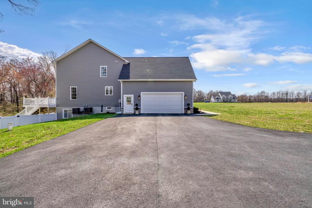 115 THICKET COURT