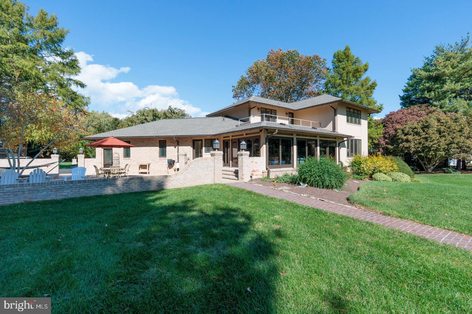 377 HEMSLEY DRIVE
