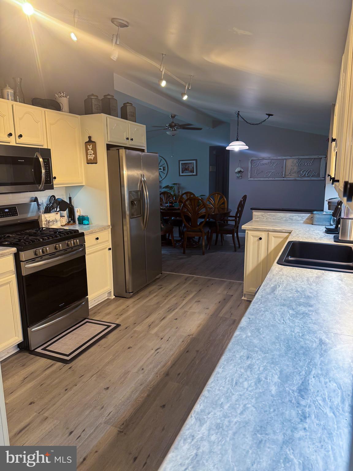 420 DUHAMEL CORNER ROAD