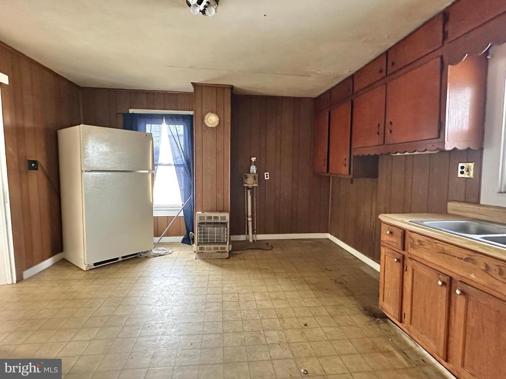 13706 MAIN STREET