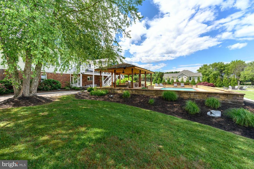 92 LONG CREEK DRIVE