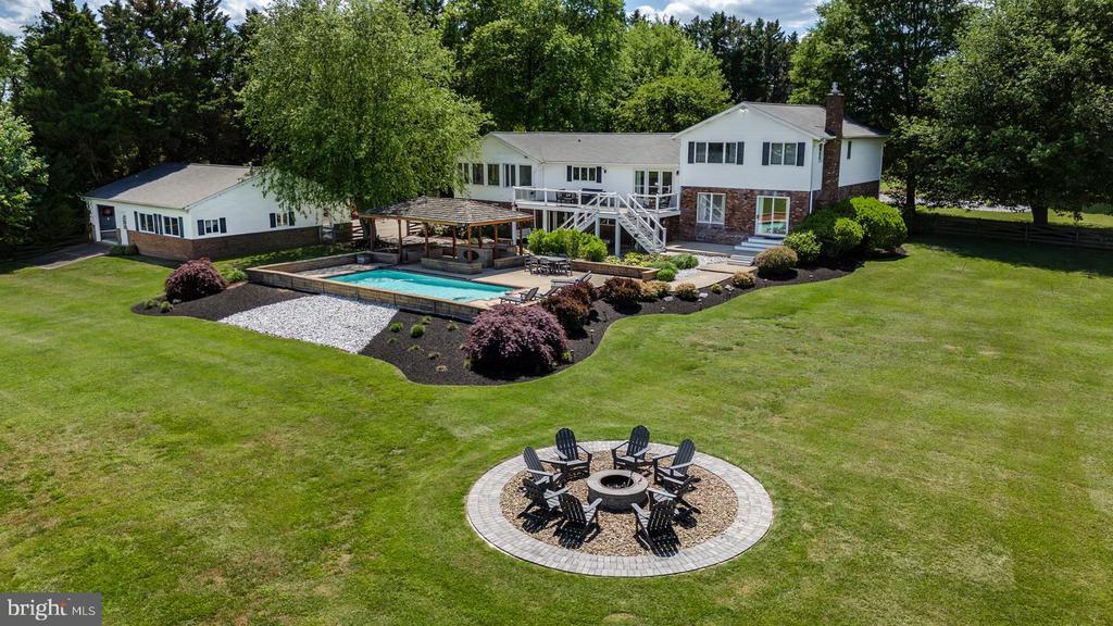 92 LONG CREEK DRIVE
