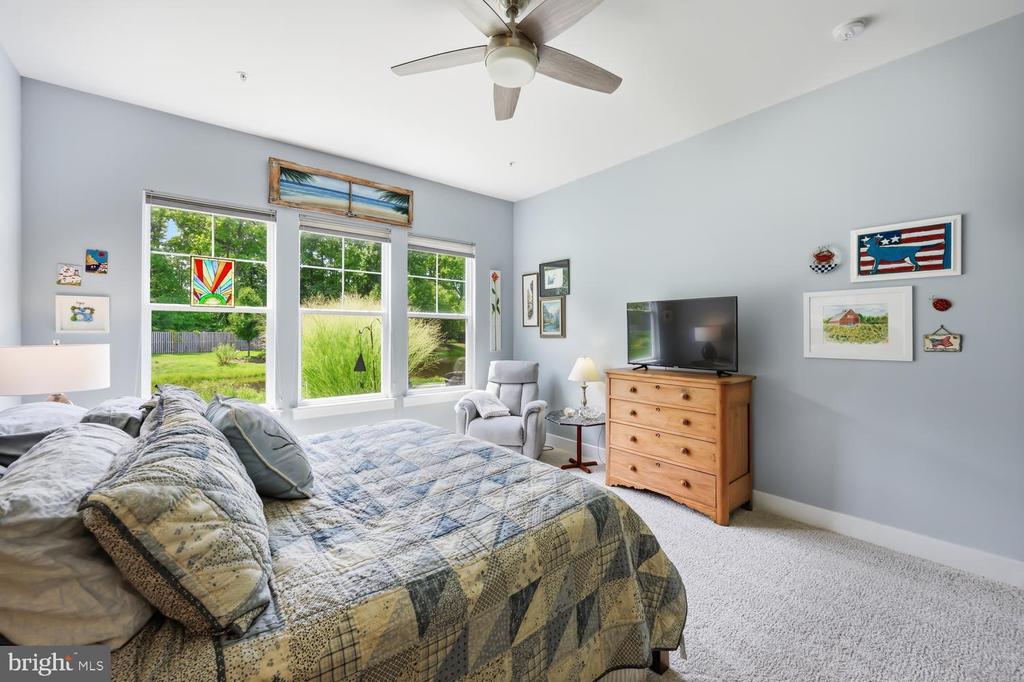 214 BAYBERRY DRIVE