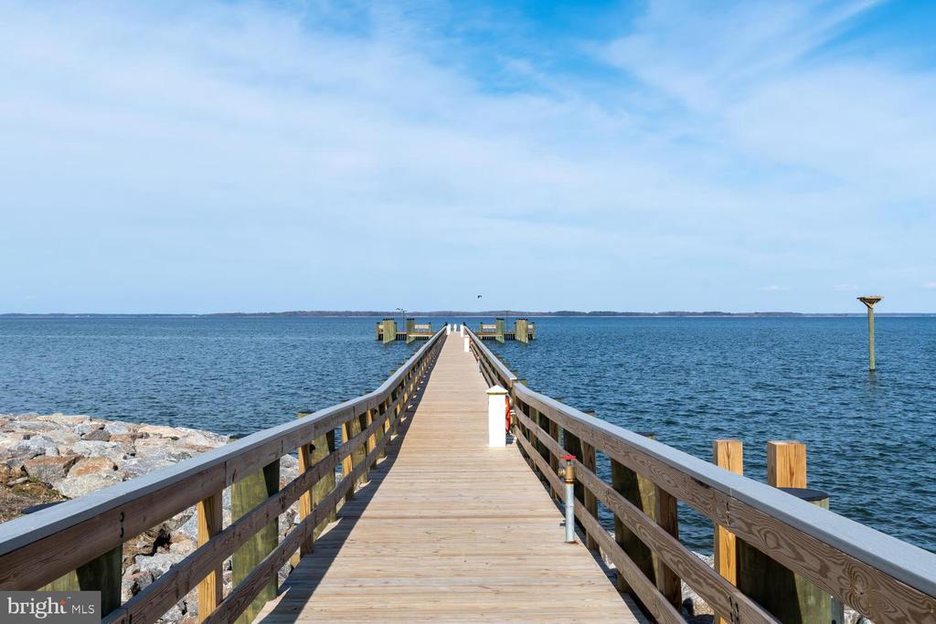 214 BAYBERRY DRIVE