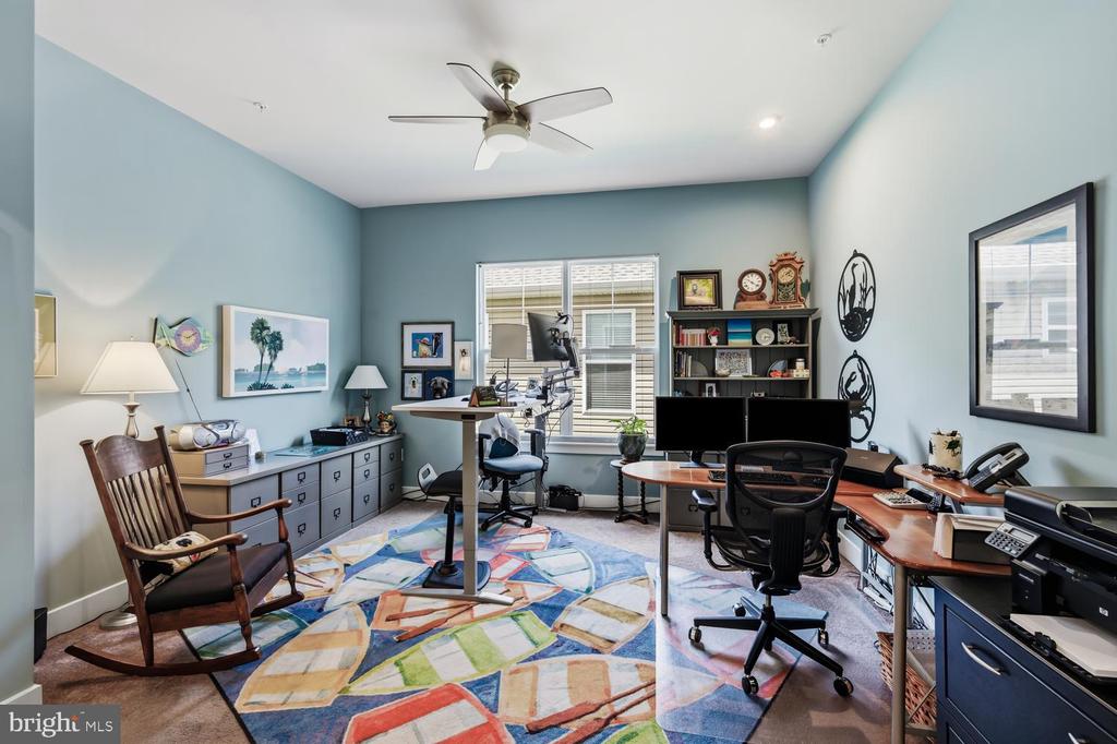 214 BAYBERRY DRIVE