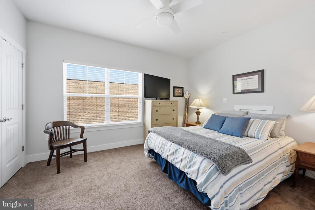 214 BAYBERRY DRIVE