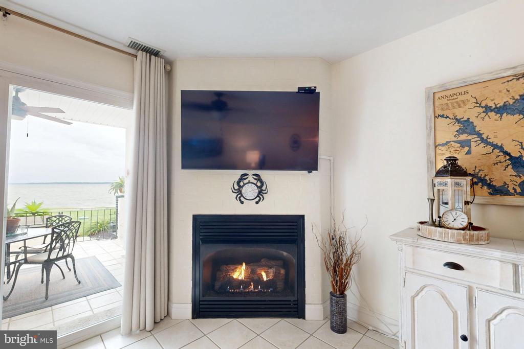 15 QUEEN ANNE WAY Unit: E