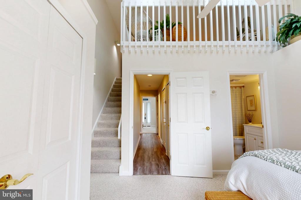 15 QUEEN ANNE WAY Unit: E