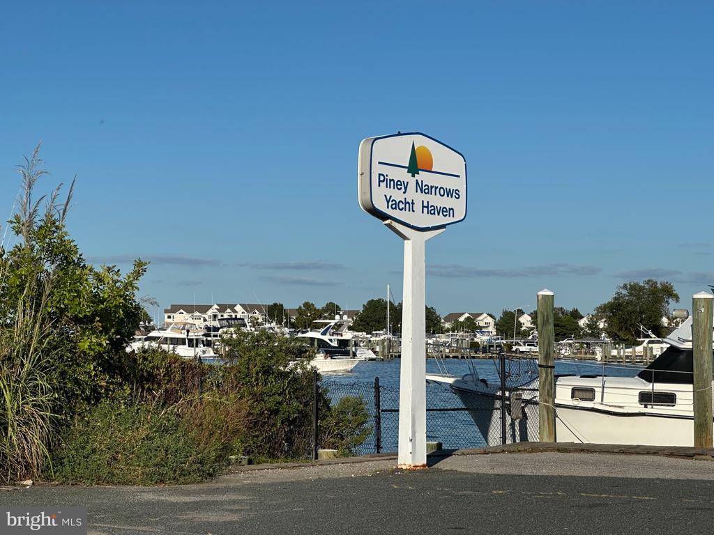8-E PINEY NARROWS ROAD