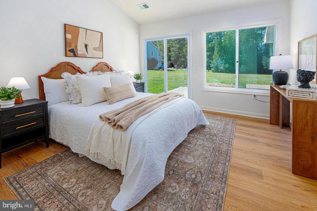102 GOLF COURT