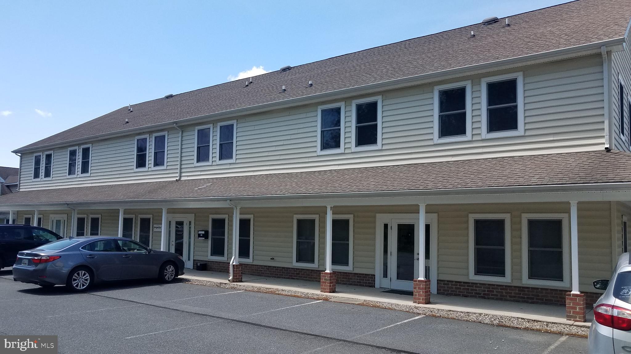 8701, 8709, 8719 Brooks Dr