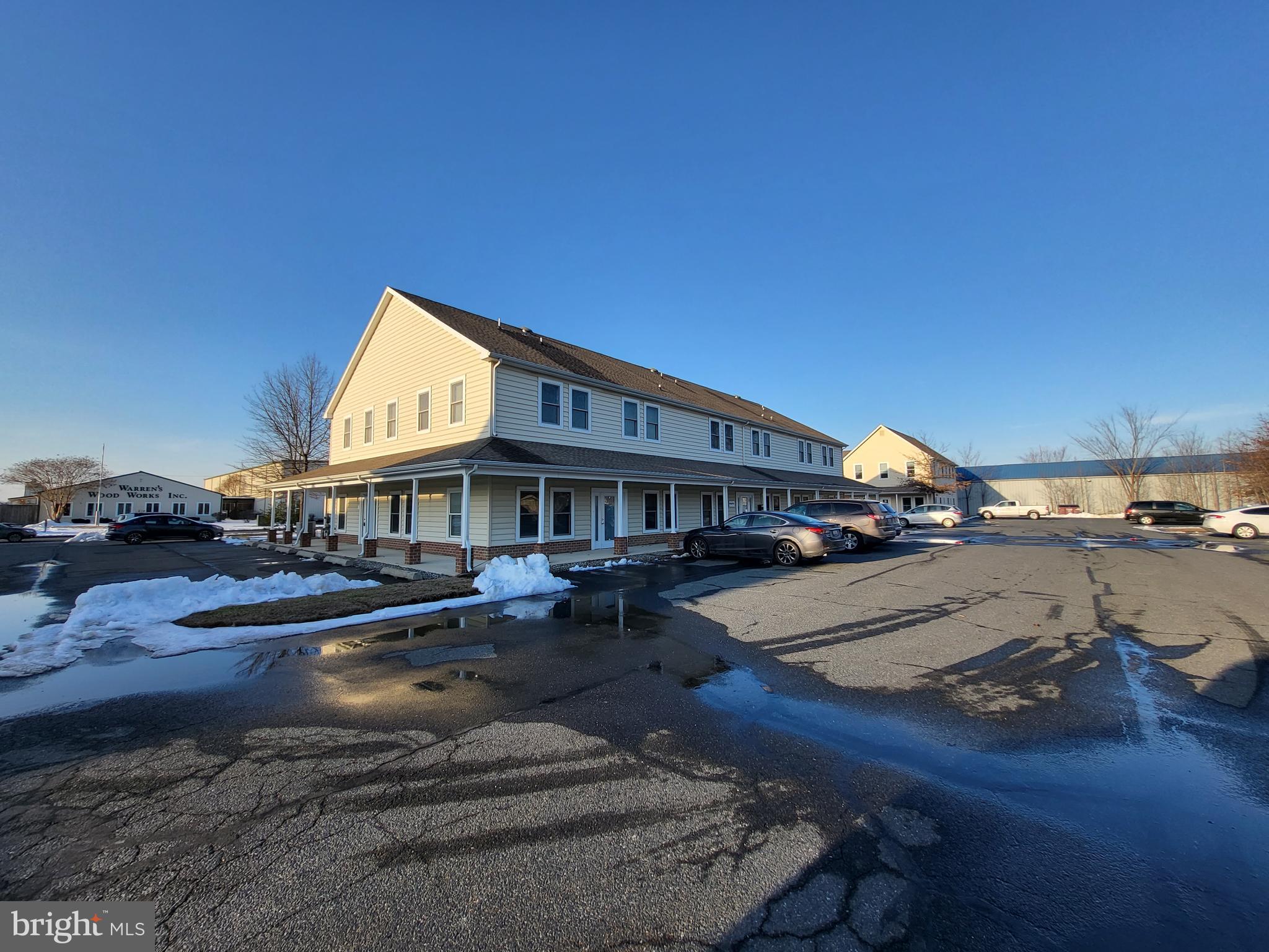 8701, 8709, 8719 Brooks Dr