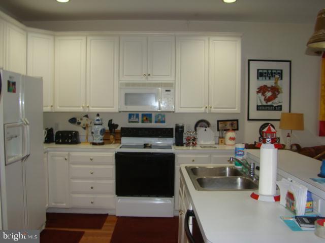 28498 Sawgrass Ct