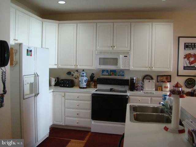 28498 Sawgrass Ct