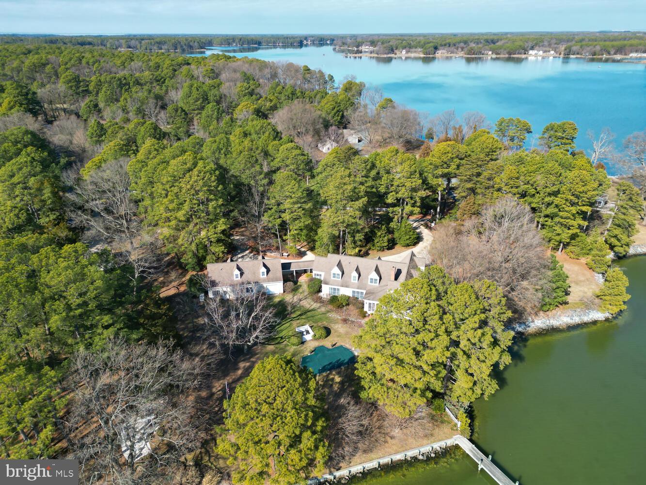 24047 Oak Point Rd