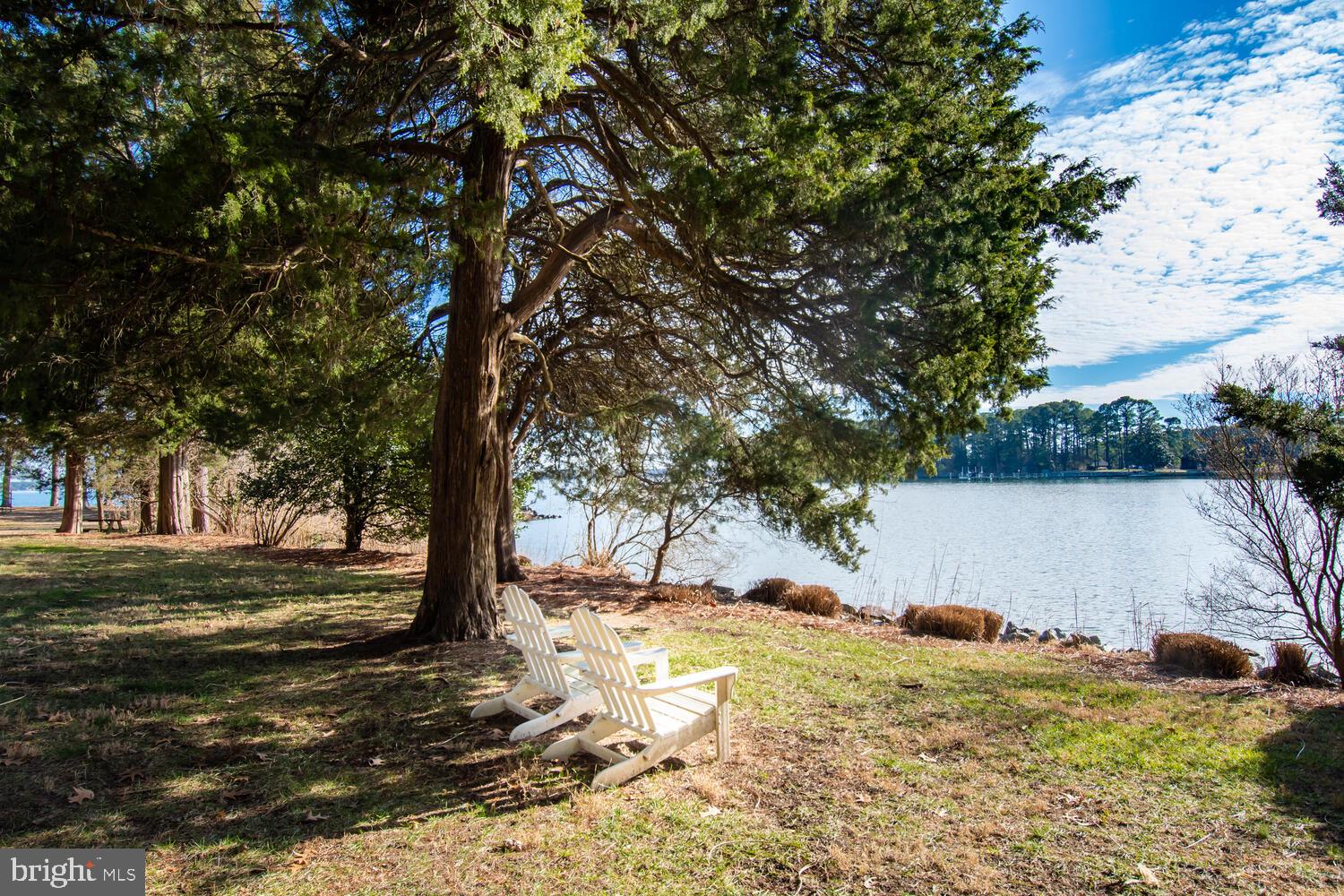 24047 Oak Point Rd