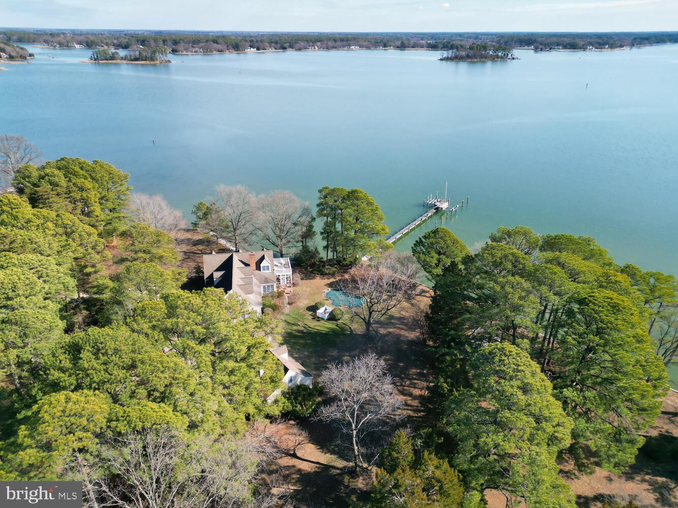 24047 Oak Point Rd