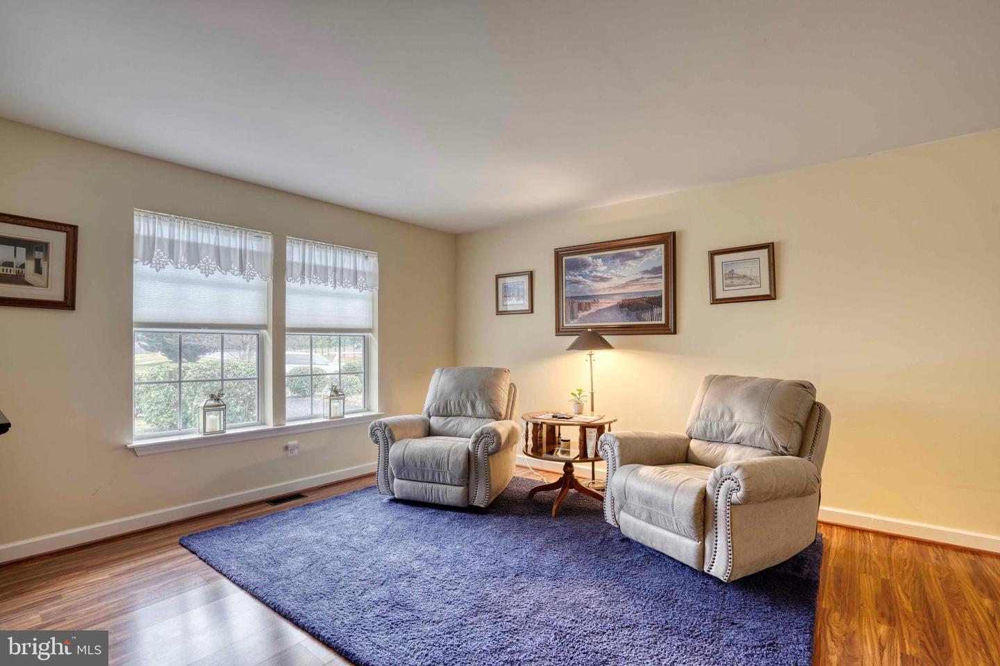9285 Honeysuckle Dr