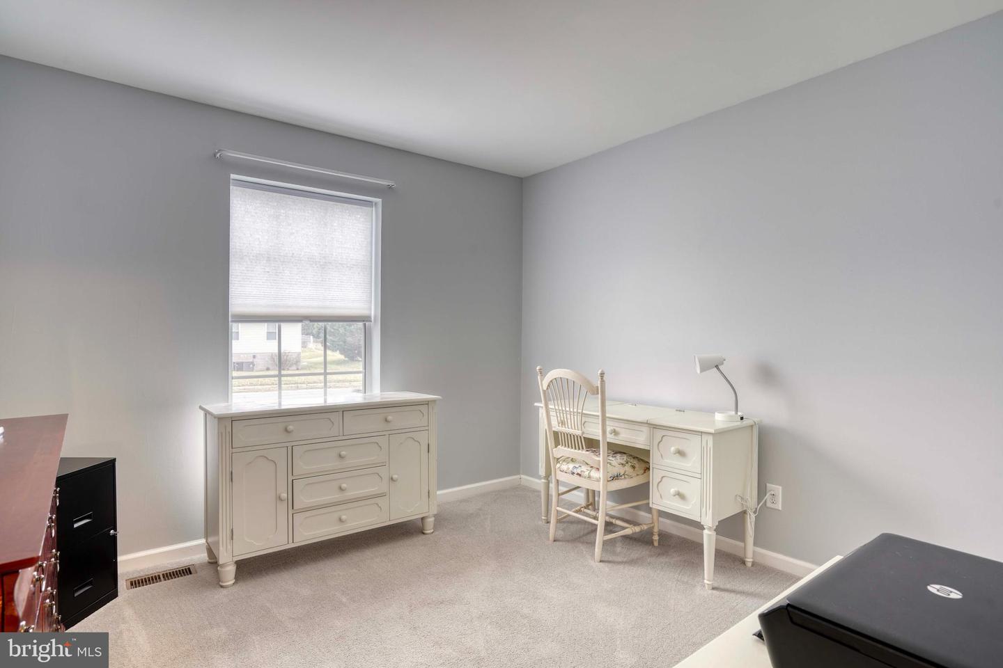 9285 Honeysuckle Dr