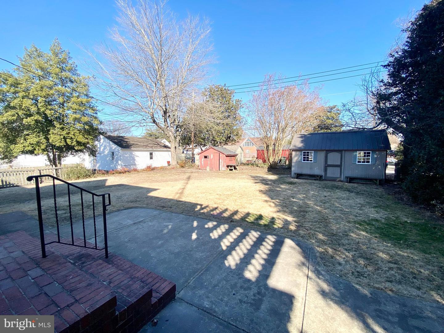 414 Trippe Ave