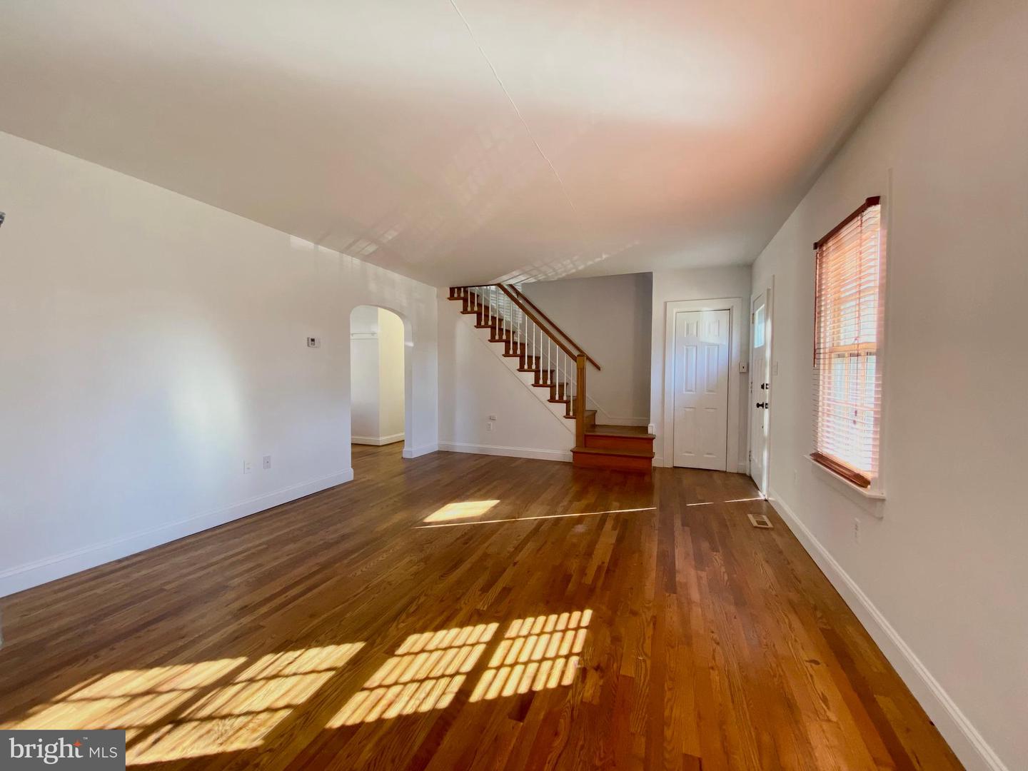 414 Trippe Ave
