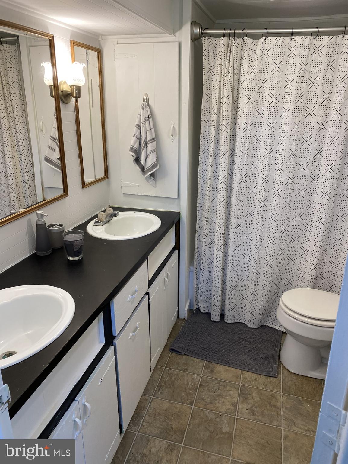 11034 Kittys Corner Rd