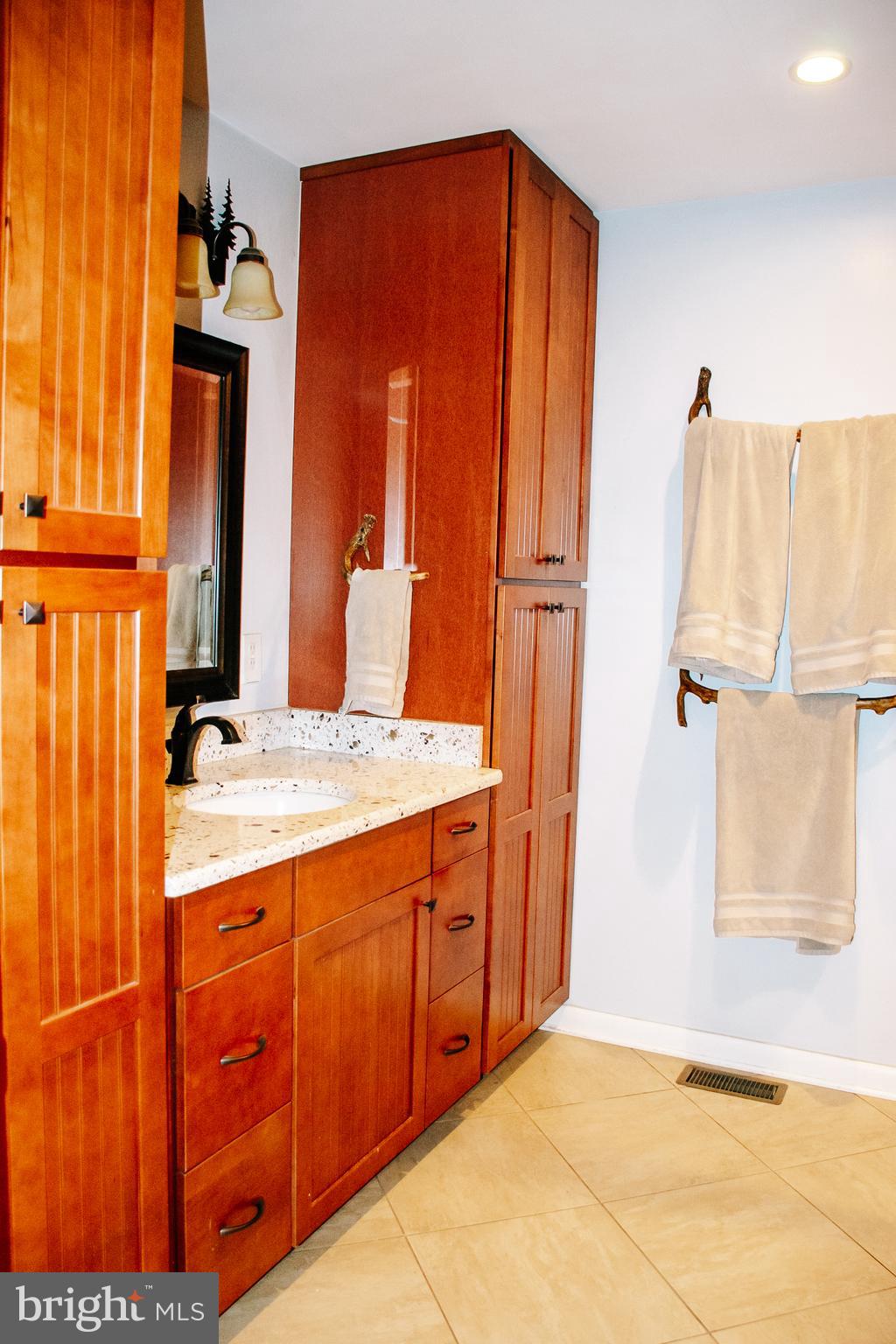 11034 Kittys Corner Rd