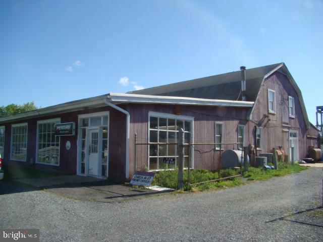 9295 Ocean Gateway