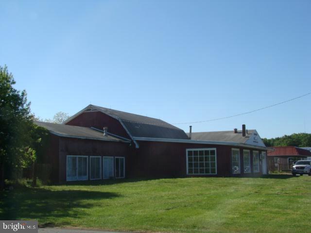 9295 Ocean Gateway