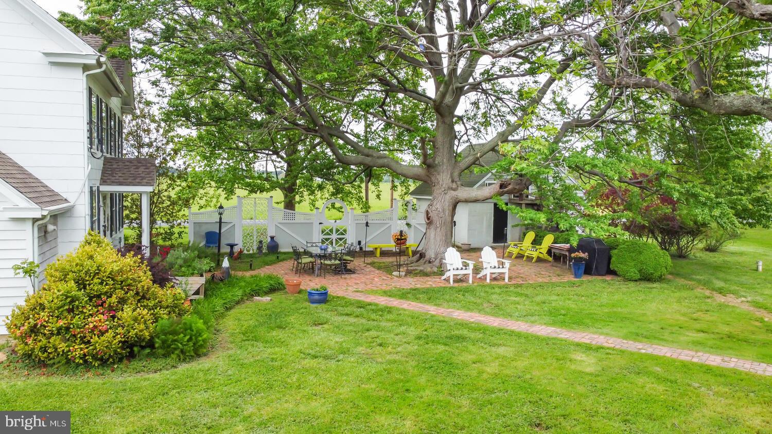 4944 Fairbank Rd