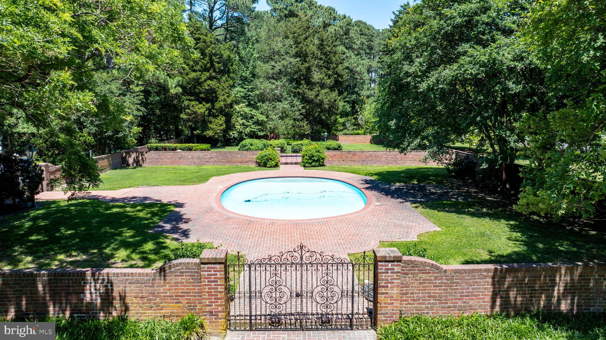 6010 Shipyard Ln