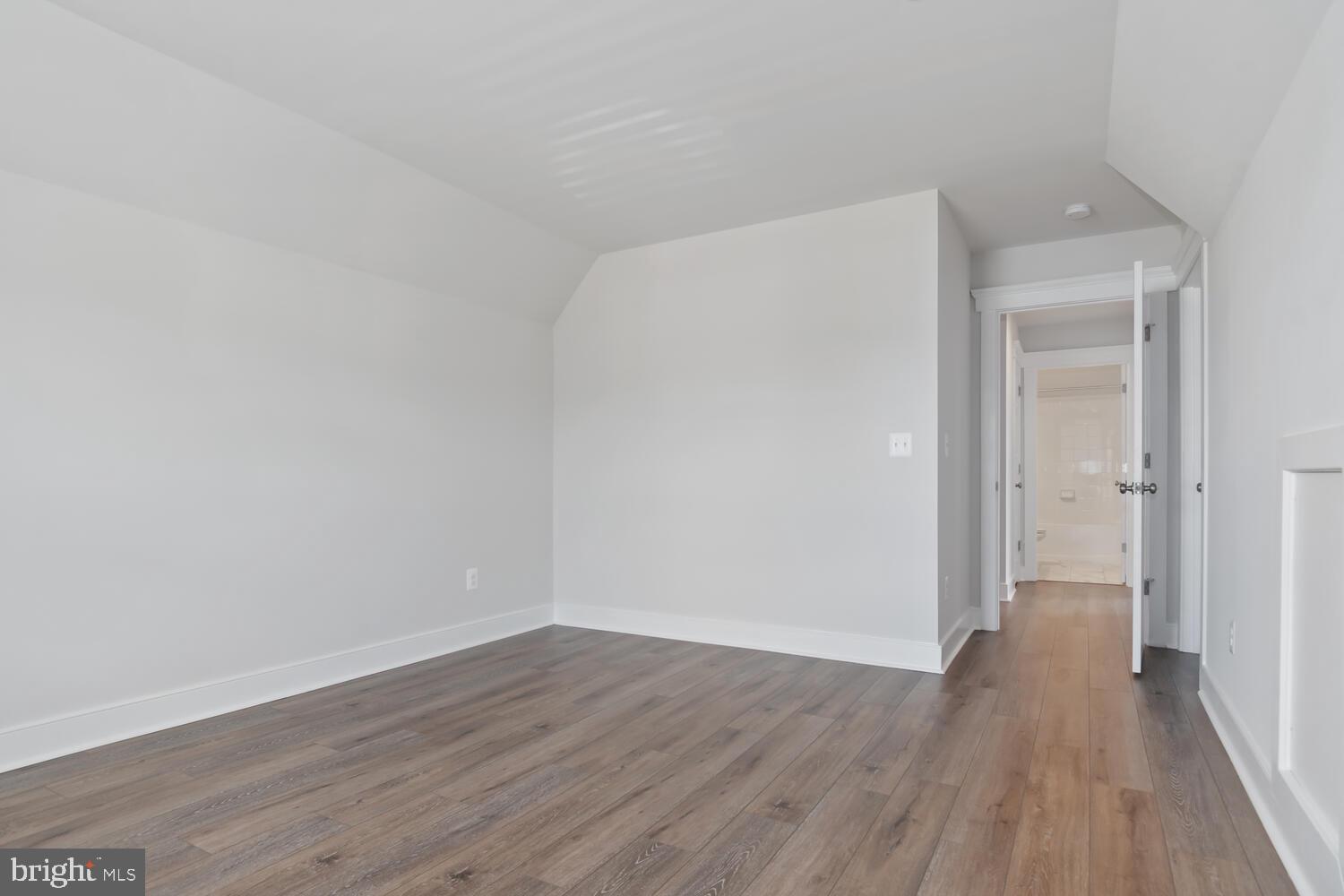 8103 Fox Squirrel Way