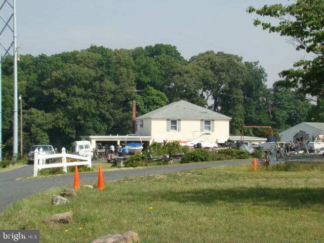 12214 Ocean Gateway