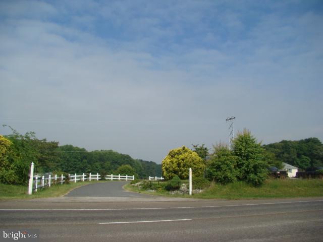 12214 Ocean Gateway