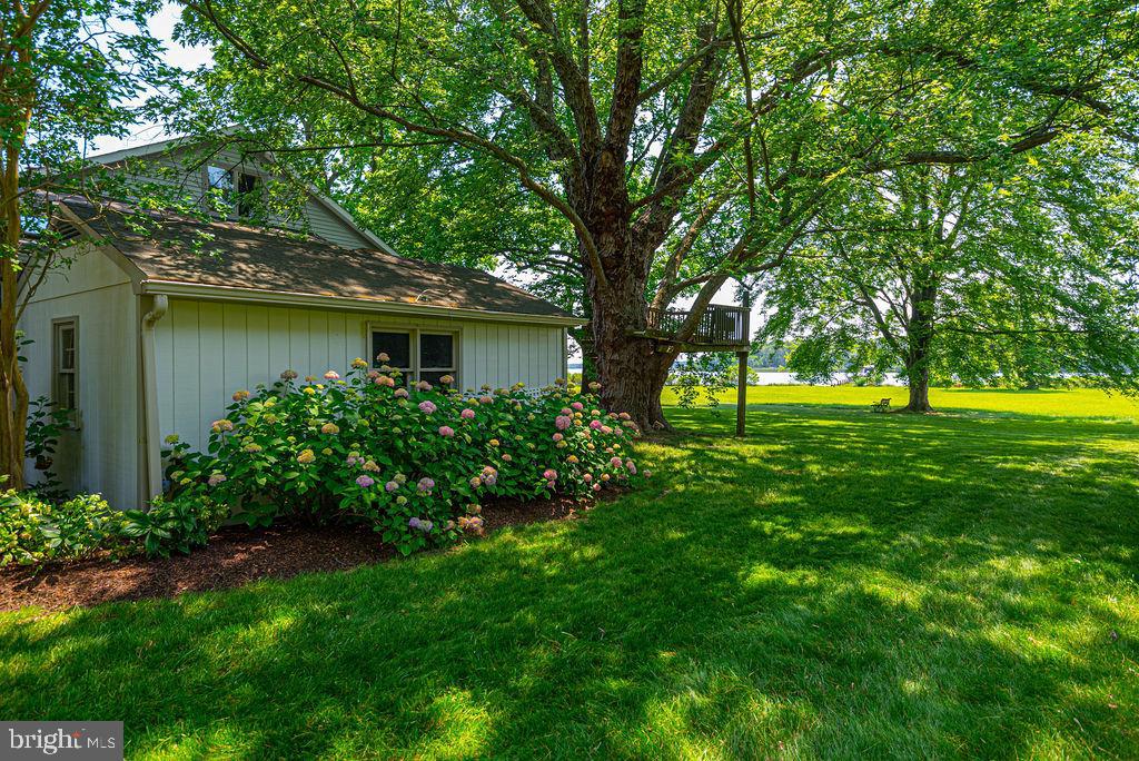 26233 Ingleton Ct W