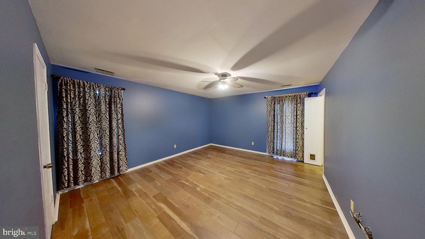 9026 Clove Ct