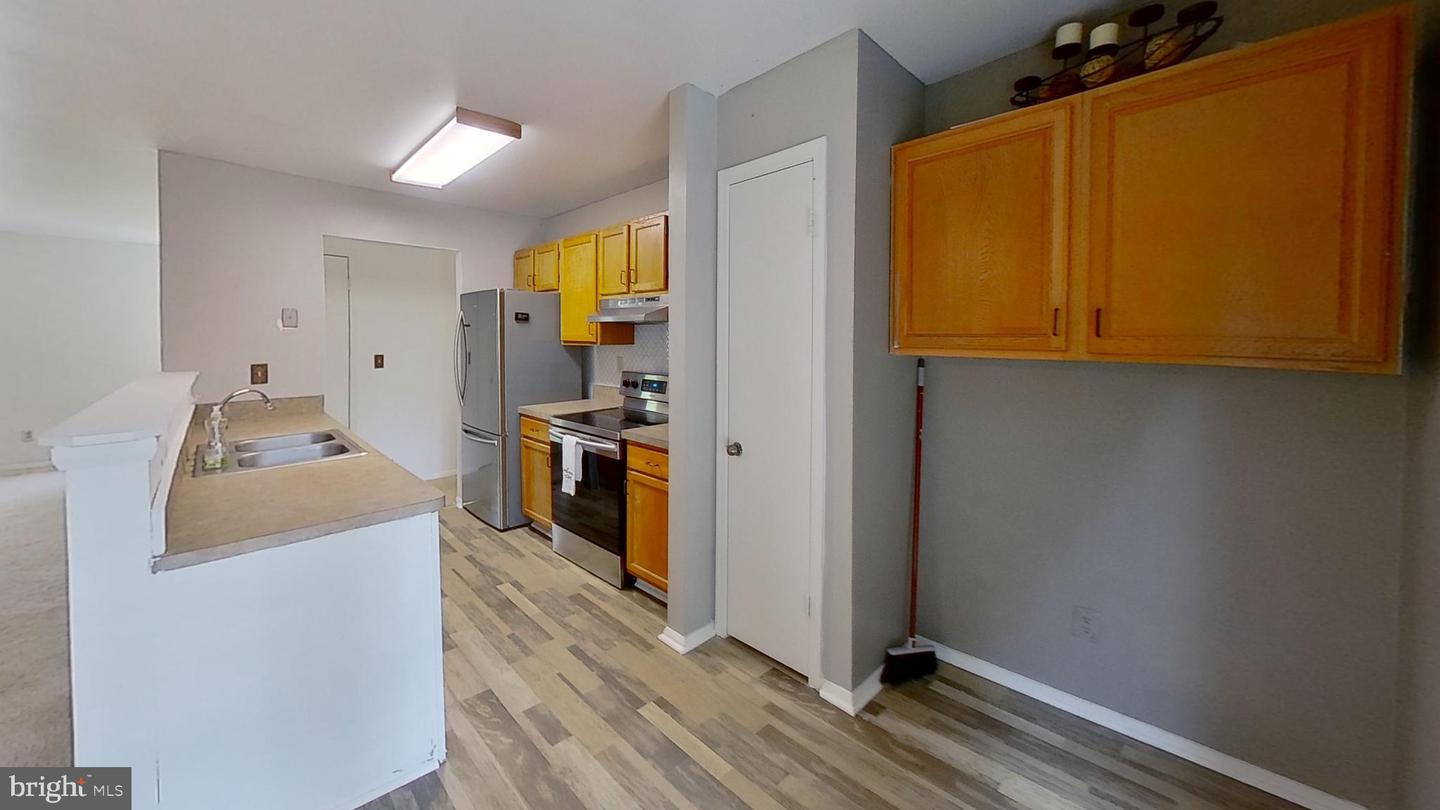 9026 Clove Ct