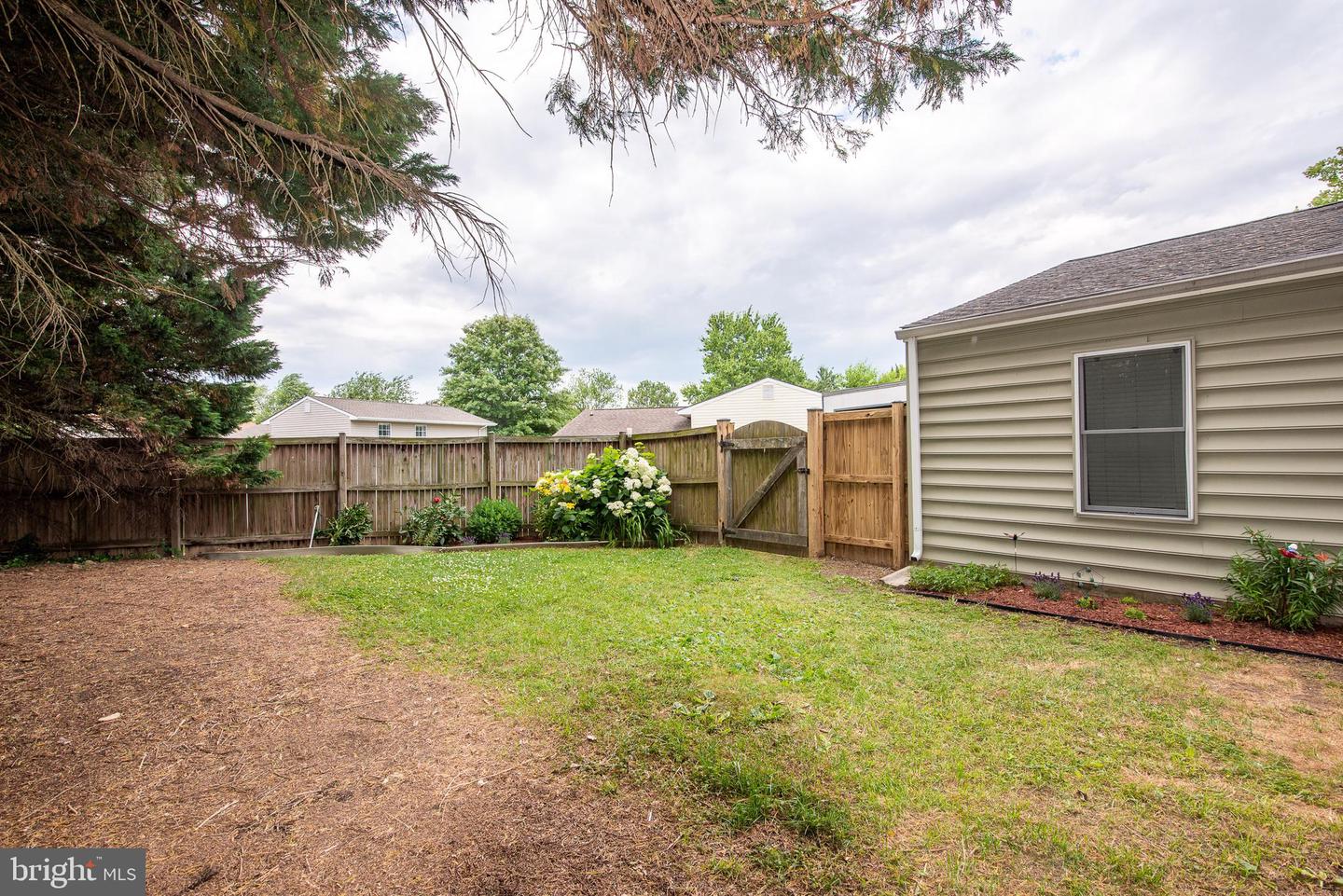 9026 Clove Ct